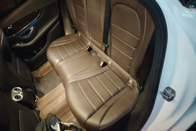 奔驰GLC 2019款 GLC 260 L 4MATIC 动感型中控内饰21