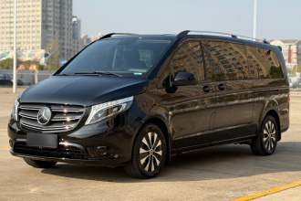 奔驰 威霆 2021款 2.0T 商务版 9座