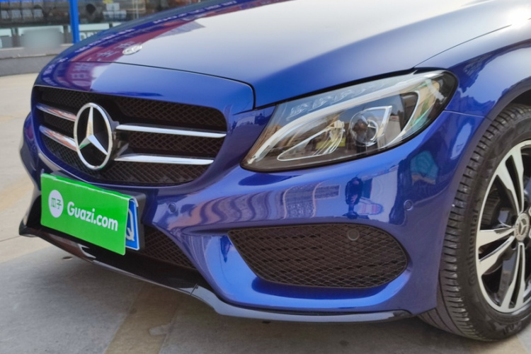 奔驰C级 2018款 C 200 运动版车身外观6005