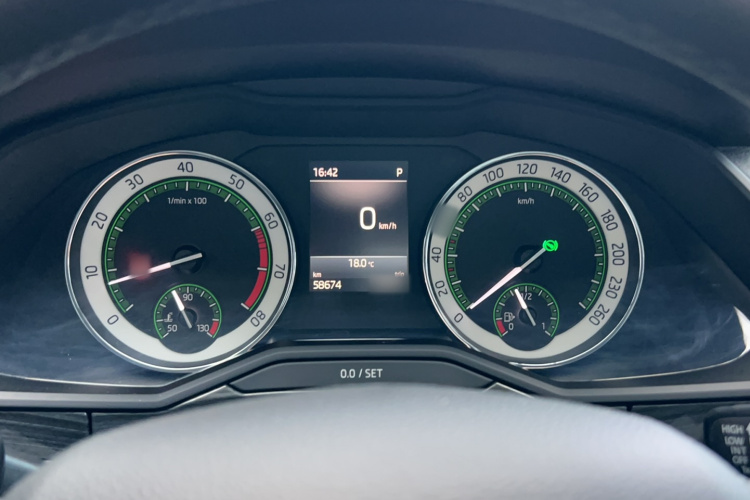 斯柯达 速派 2018款 TSI330 DSG豪华版 国V局部细节14