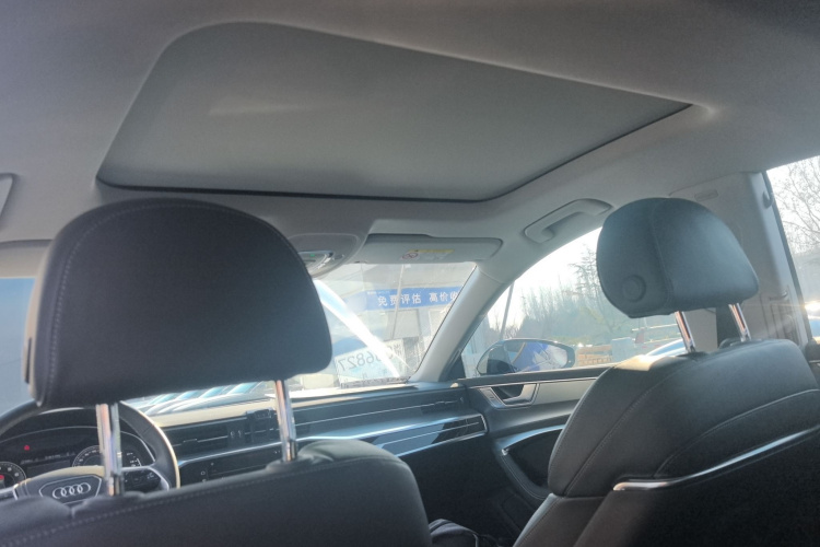 奥迪A7L 2024款 45 TFSI 豪华型中控内饰22