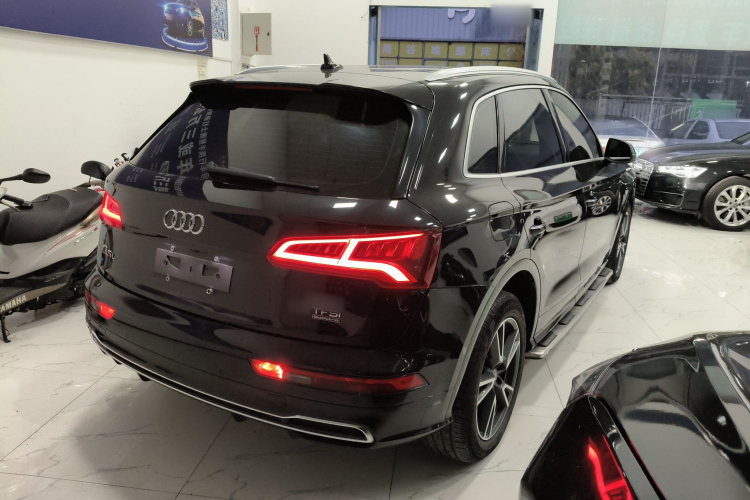 奥迪Q5L 2018款 40 TFSI 荣享时尚型 国V车身外观7