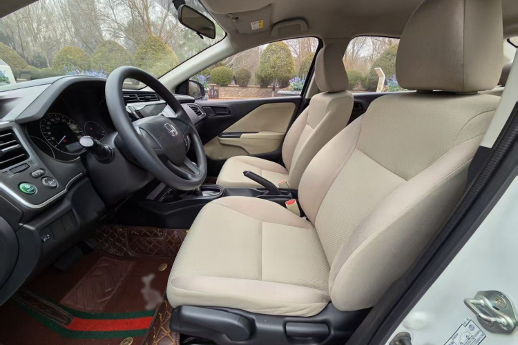 本田 锋范 2019款 1.5L CVT舒适版中控内饰7002