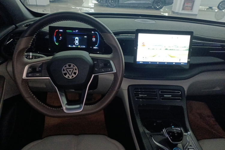 比亚迪 秦PLUS 2024款 荣耀版 DM-i 55KM领先型中控内饰12