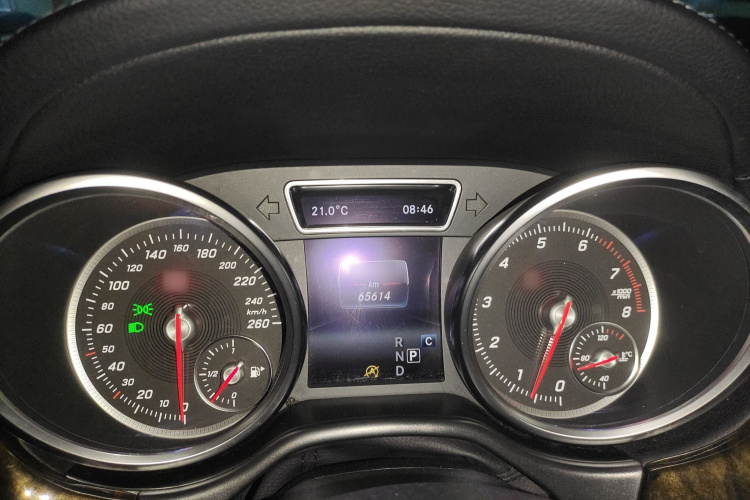 奔驰GLE轿跑 2017款 GLE 320 4MATIC 轿跑SUV局部细节14