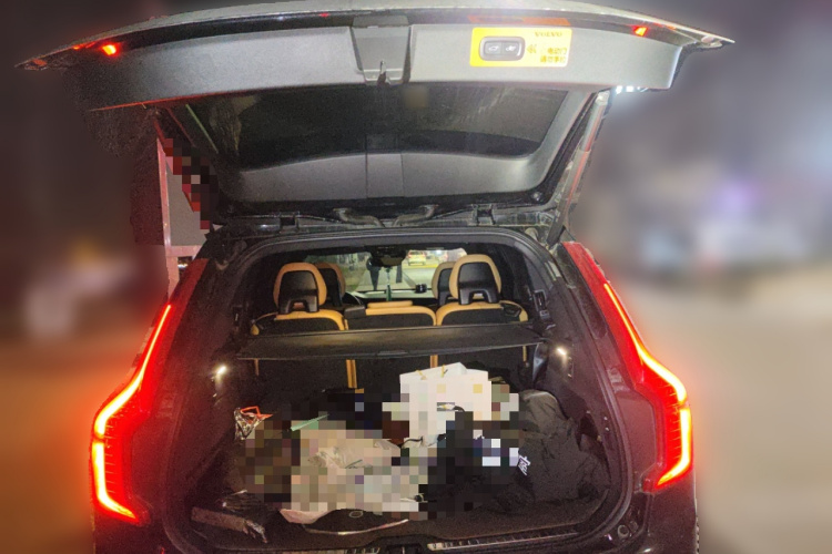 沃尔沃XC90 2017款 T6 智雅版 7座中控内饰23