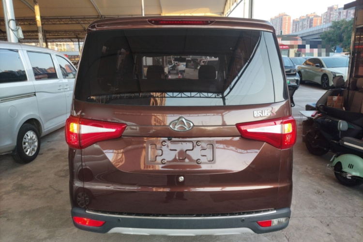 长安凯程 2021款 1.5L欧诺S智享版双蒸空调客车JL473QG车身外观6