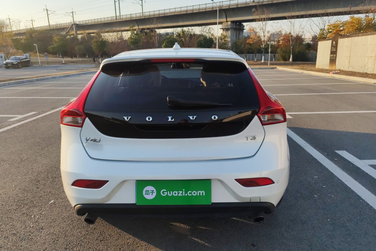 沃尔沃V40 2017款 T3 智逸版车身外观6001