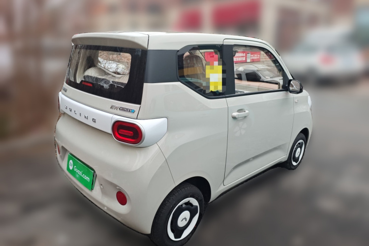 五菱汽车 宏光MINIEV 2024款 第三代 215km 青春版车身外观7