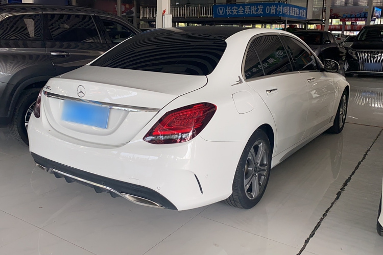 奔驰C级 2019款 改款 C 260 L 运动版车身外观6003