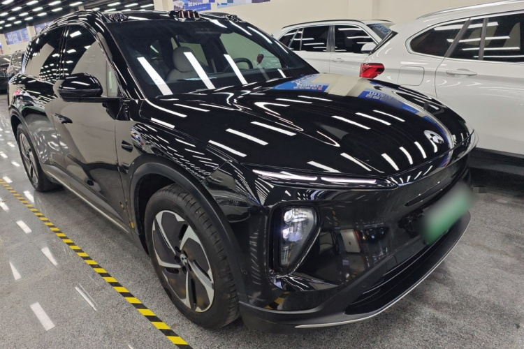 蔚来ES6 2023款 75kWh车身外观3