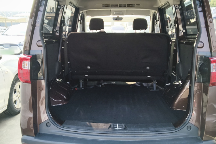 长安凯程 2021款 1.5L欧诺S智享版双蒸空调客车JL473QG局部细节23