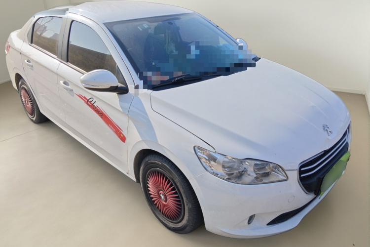 标致301 2016款 1.6L 手动舒适版车身外观3