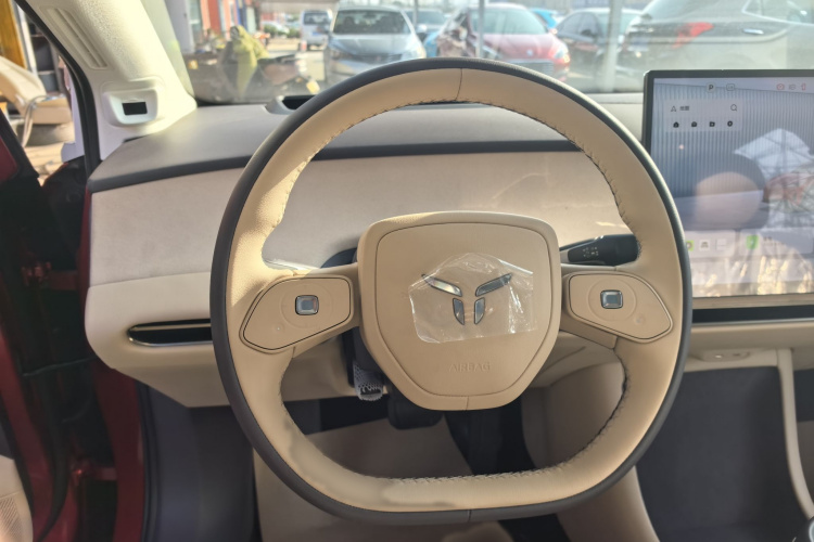 红旗天工05 2025款 550智选版中控内饰7003