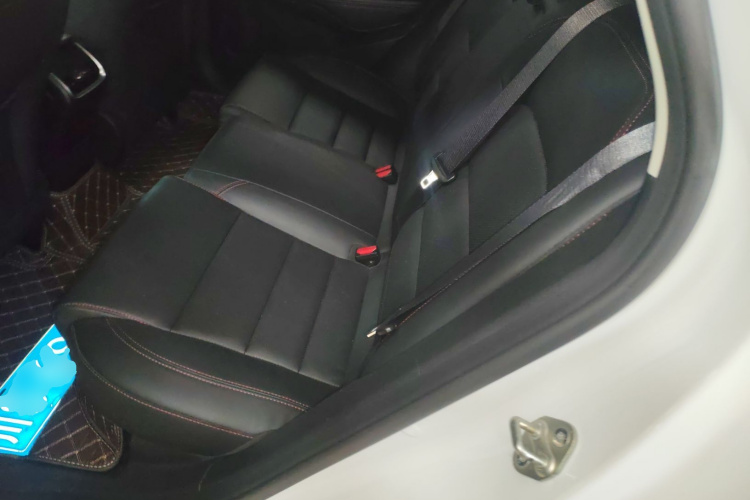 吉利汽车 缤瑞 2020款 1.4T CVT亚运版中控内饰7004