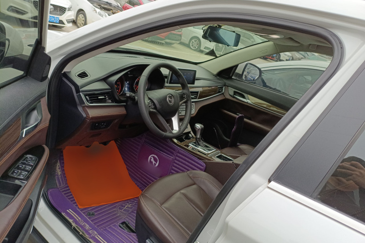 汉腾汽车 汉腾X5 2018款 1.5T CVT豪华版中控内饰20