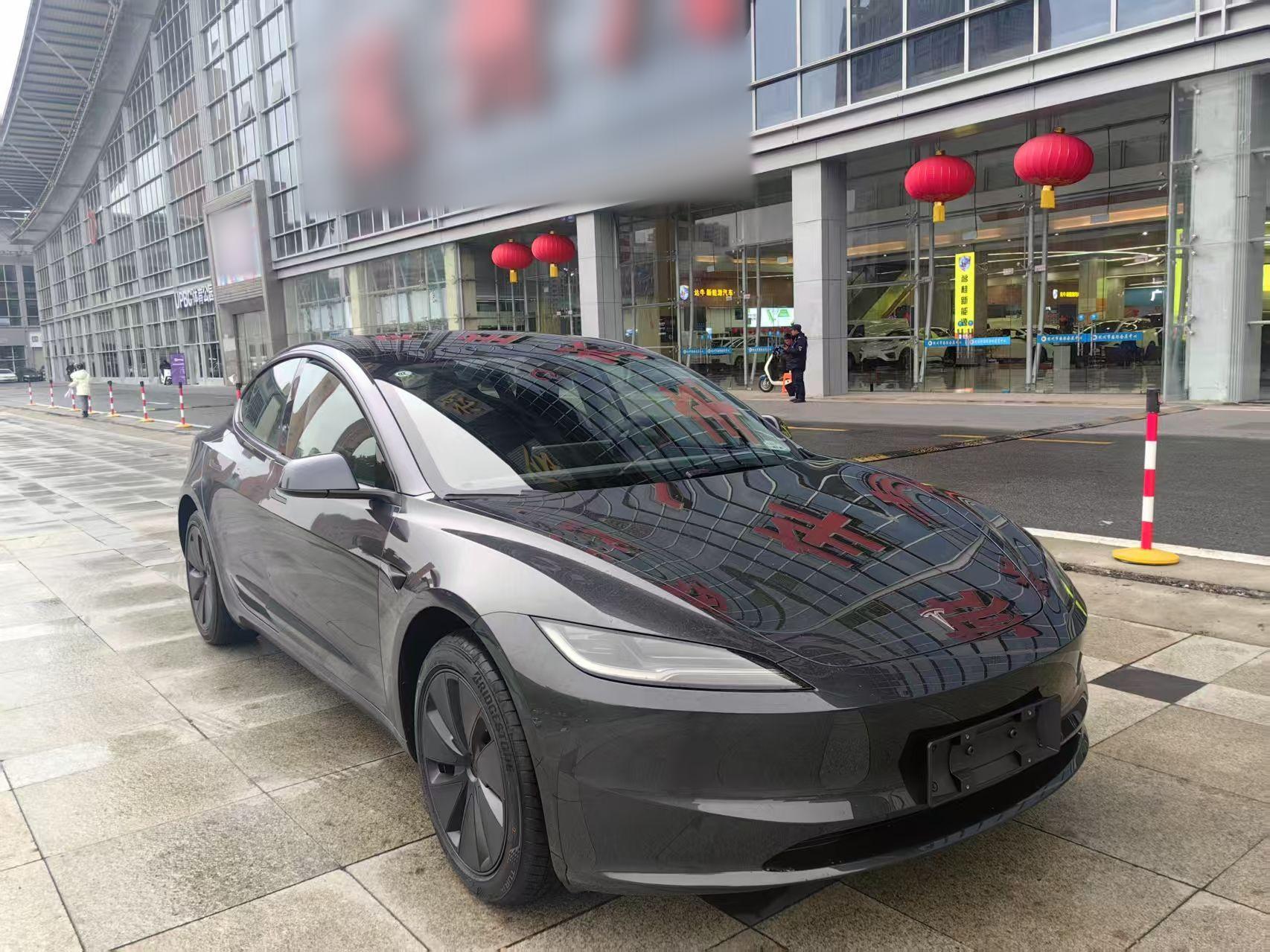 特斯拉 Model 3 2025款 后轮驱动版
