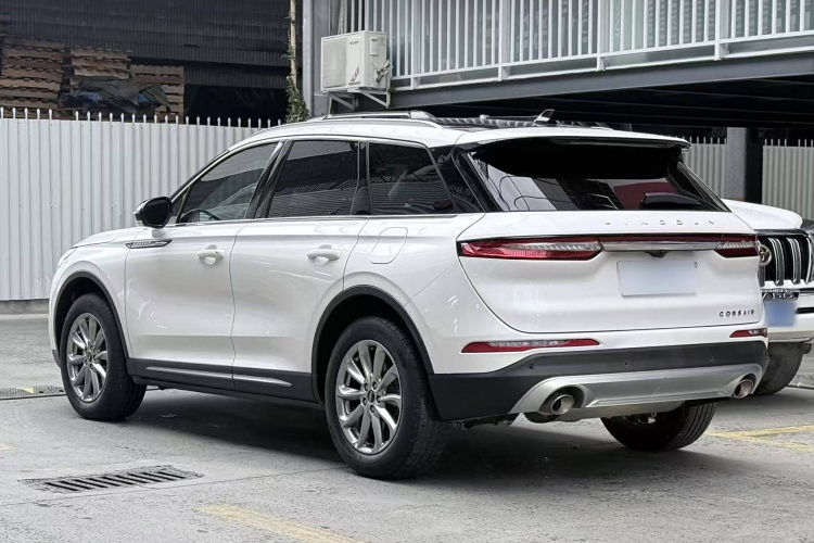 林肯 冒险家 2021款 2.0T 两驱尊享版车身外观6001