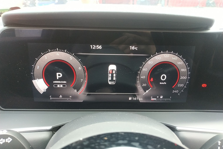 日产 探陆 2024款 380VC-TURBO 四驱智尊版 6座局部细节14