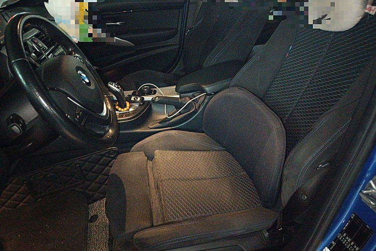 宝马3系 2017款 320i M运动型局部细节19