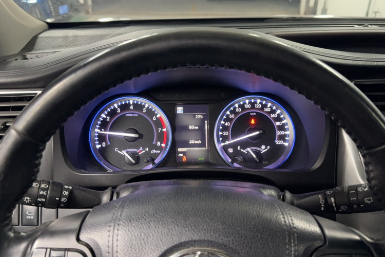 丰田 汉兰达 2018款 2.0T 四驱至尊版 7座 国V局部细节14