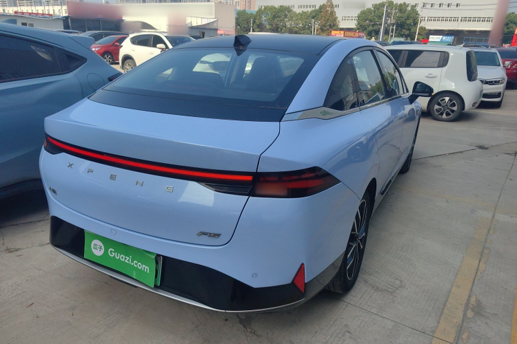 小鹏P5 2021款 460G+车身外观7