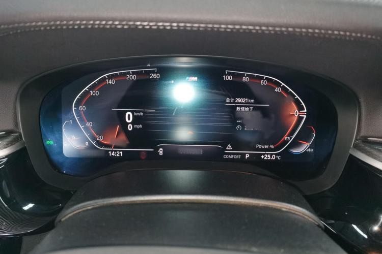 宝马5系(进口) 2022款 改款二 525i M运动套装中控内饰14