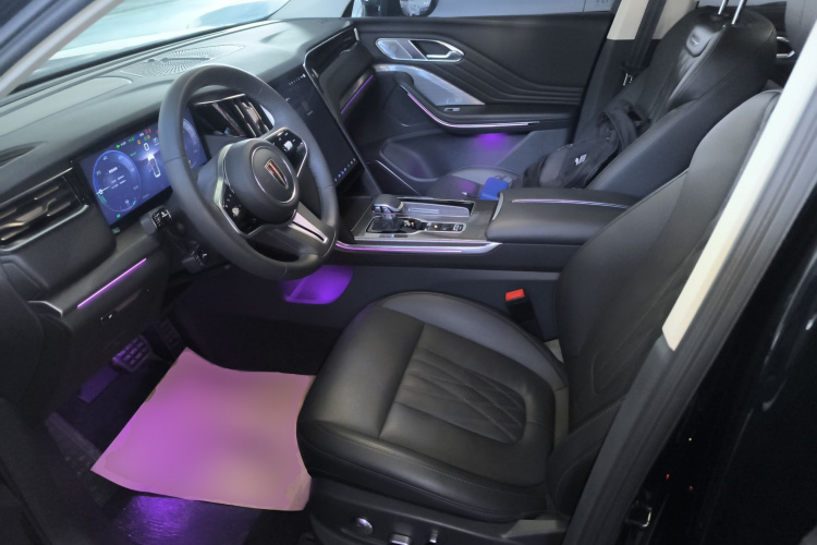 红旗HS7 PHEV 2025款 2.0T PHEV 两驱旗享版 6座中控内饰19