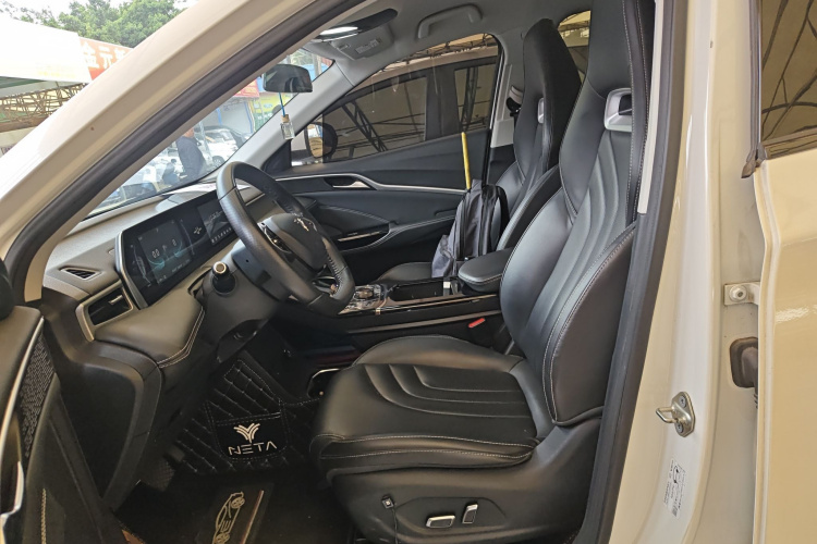 哪吒汽车 哪吒U 2021款 Pro 400 巡航版中控内饰19