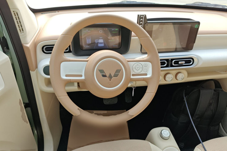 五菱汽车 宏光MINIEV 2024款 第三代 215km 进阶版局部细节13