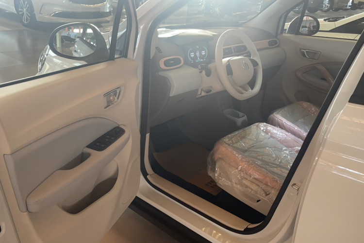 零跑汽车 零跑T03 2025款 310舒享版中控内饰7002