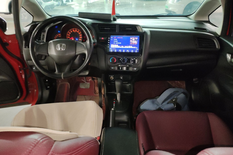 本田 飞度 2018款 1.5L CVT舒适天窗版中控内饰7002