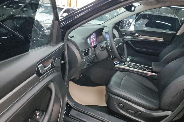 哈弗H6 2019款 运动版 1.5T 自动两驱精英型 国VI中控内饰7003