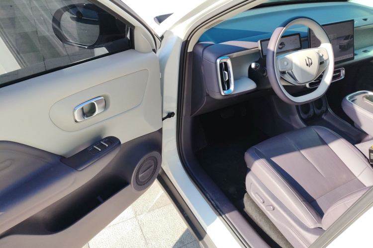 零跑汽车 零跑B10 2025款 510激光雷达版中控内饰20