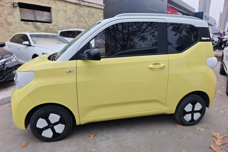 五菱汽车 宏光MINIEV 2024款 第三代 215km 进阶版车身外观6003