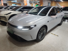 零跑汽车 零跑C01 2024款 增程 316尊享版