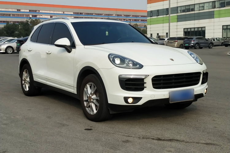 保时捷 2016款 Cayenne 3.0T车身外观6005