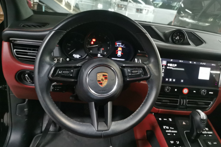 保时捷 2022款 Macan 2.0T中控内饰13