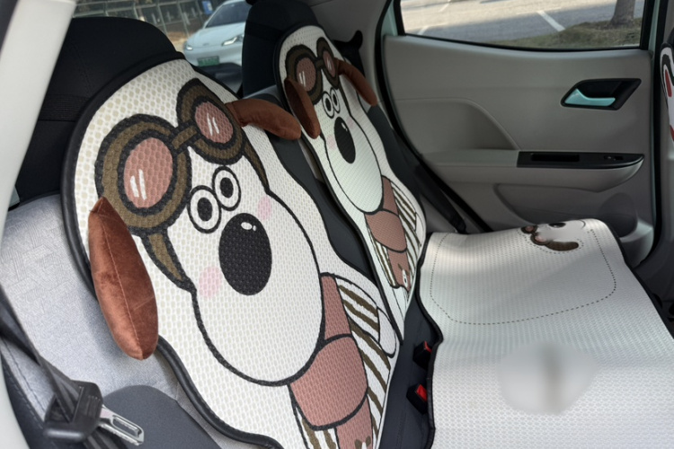 江铃集团新能源 易至EV2 2026款 PLUS+ 舒适型中控内饰7008