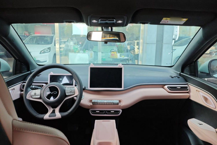 比亚迪 海鸥 2025款 305km 自由版中控内饰7002