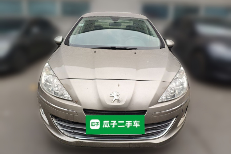 标致408 2013款 2.0L 自动舒适版车身外观2