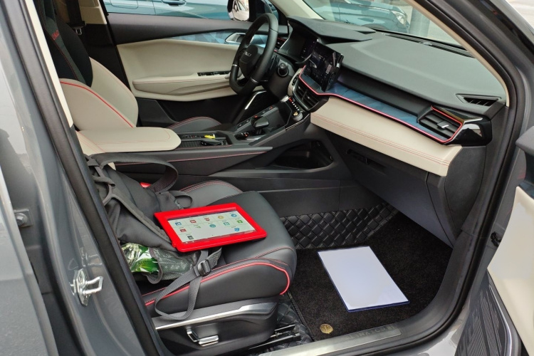 领克06 2020款 1.5T 耀Halo局部细节41