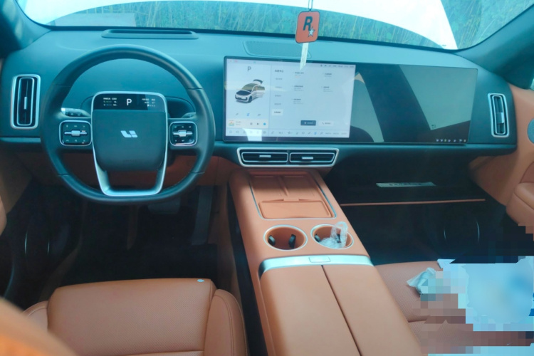 理想汽车 理想L6 2024款 Pro中控内饰12