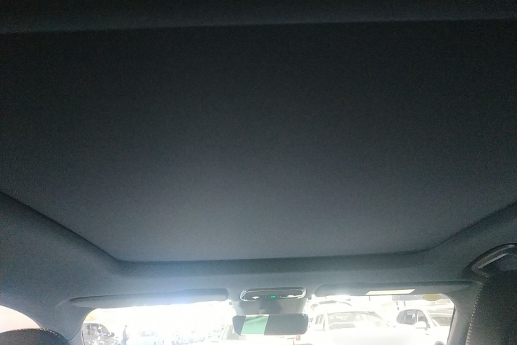 领克03 2025款 1.5TD DCT冠军版Pro中控内饰22