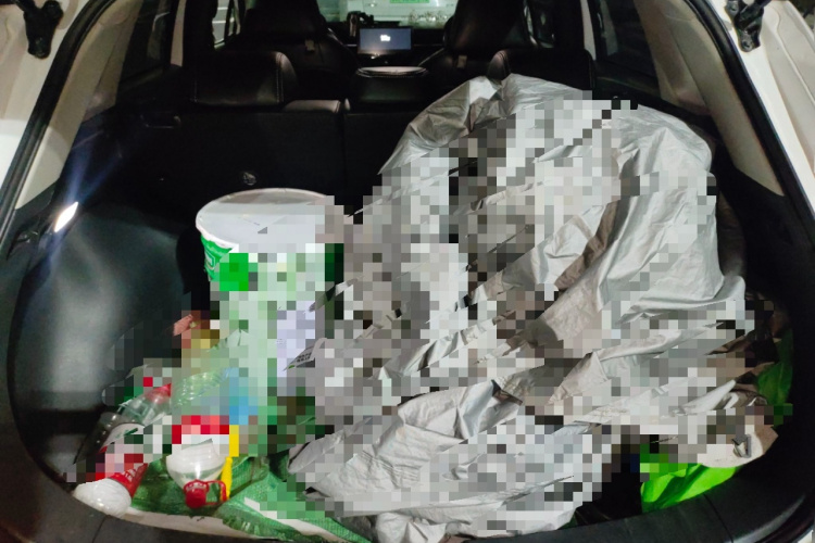 丰田 卡罗拉锐放 2023款 2.0L 先锋版中控内饰23