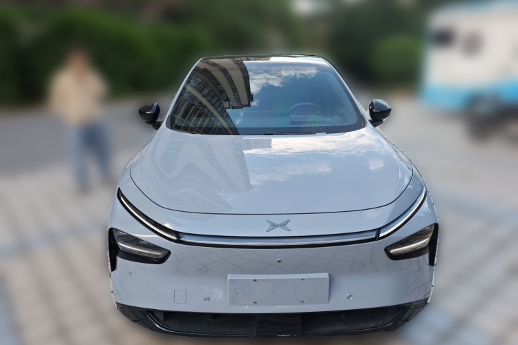 小鹏G7 2025款 702 超长续航 Max车身外观2