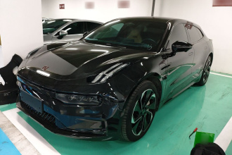 极氪001 2022款 超长续航双电机 YOU版