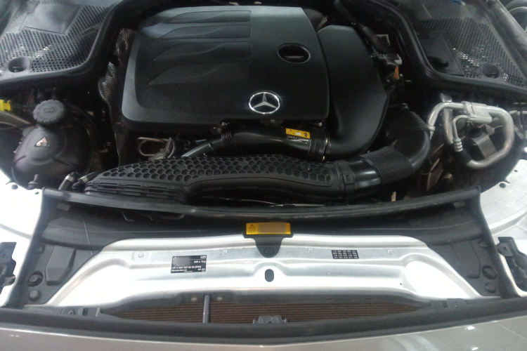 奔驰C级 2021款 C 200 L 时尚型运动版局部细节24