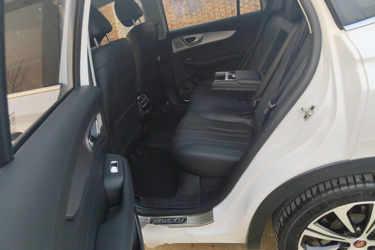 荣威RX5 eMAX 2020款 500PHEV 智能座舱至尊版中控内饰21