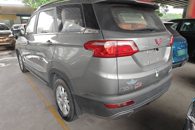 五菱汽车 五菱宏光S3 2018款 1.5L 手动豪华型 国V车身外观6003